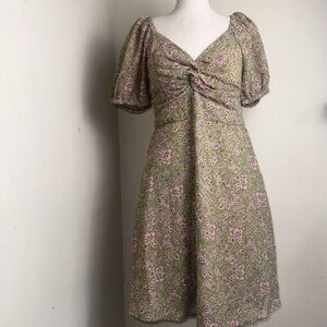 Chic Floral Midi Dress in Green and Pink